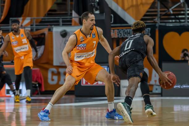 主教练卡洛 主教练卡洛